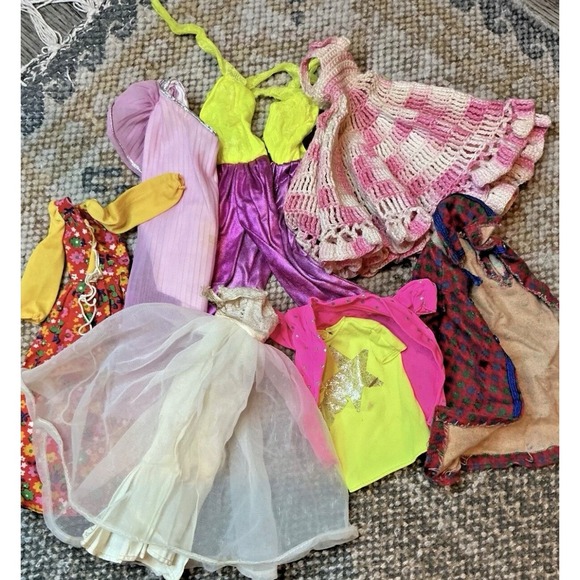 Vintage Large Lot 100+ Mattel Barbie Dolls Clothing Accessories 1960-1990 Mixed - Picture 7 of 8